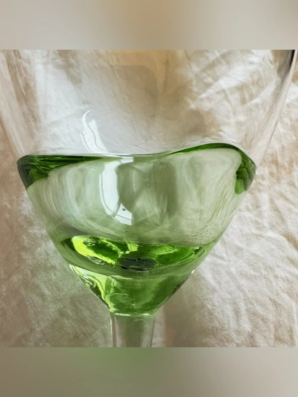 Vintage‎ Pair Green Wine Glasses Retro Clear Bowl with Stem
